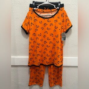 Pillow Talk Halloween Jack-O'-Lantern Women Pajama Set NWT Medium